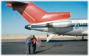 Boeing 727 with the aft airstair open